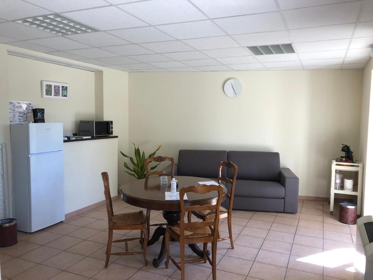 Bed and Breakfast Castel Mireio Cairanne Екстер'єр фото