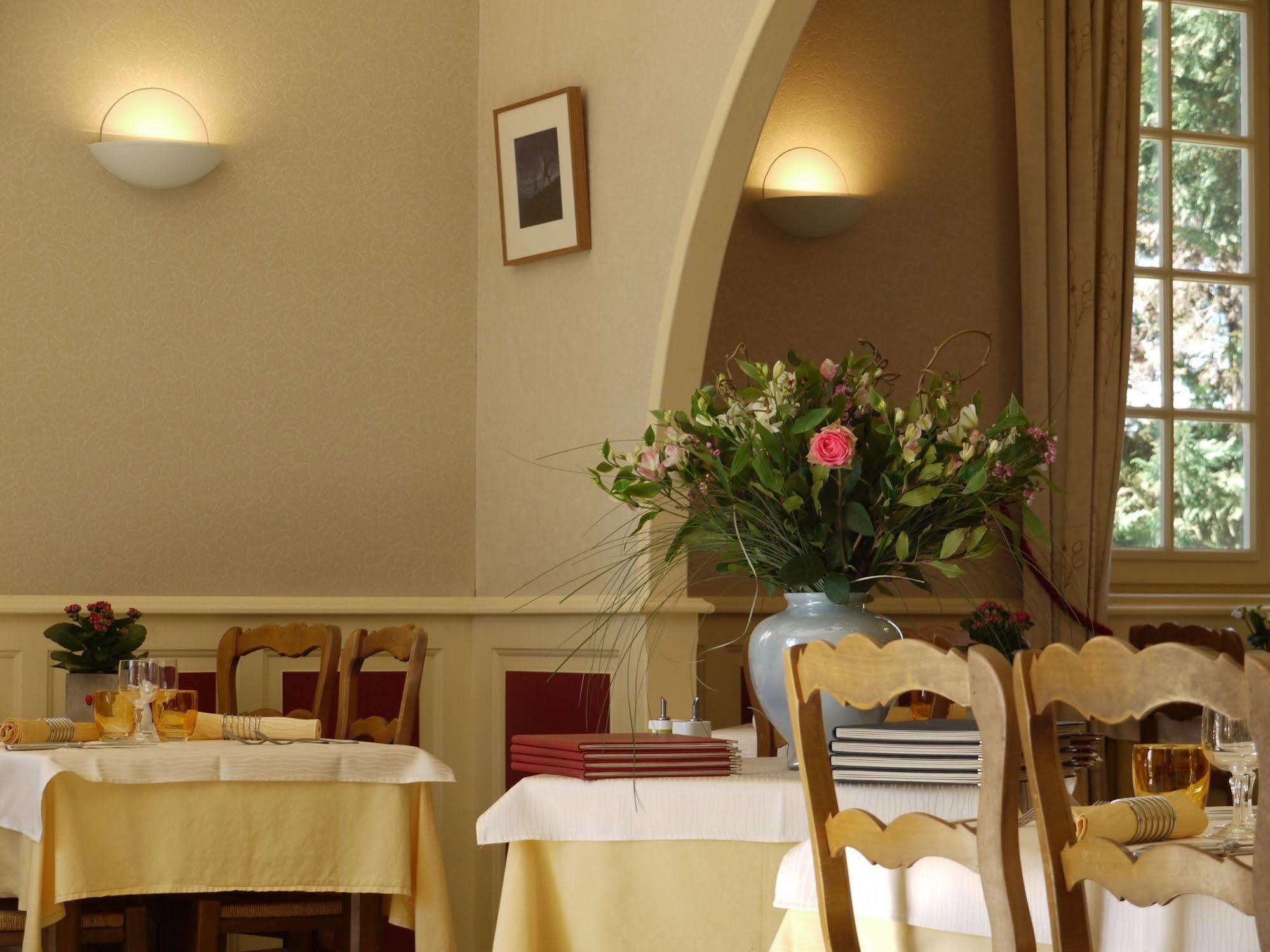 Bed and Breakfast Castel Mireio Cairanne Екстер'єр фото