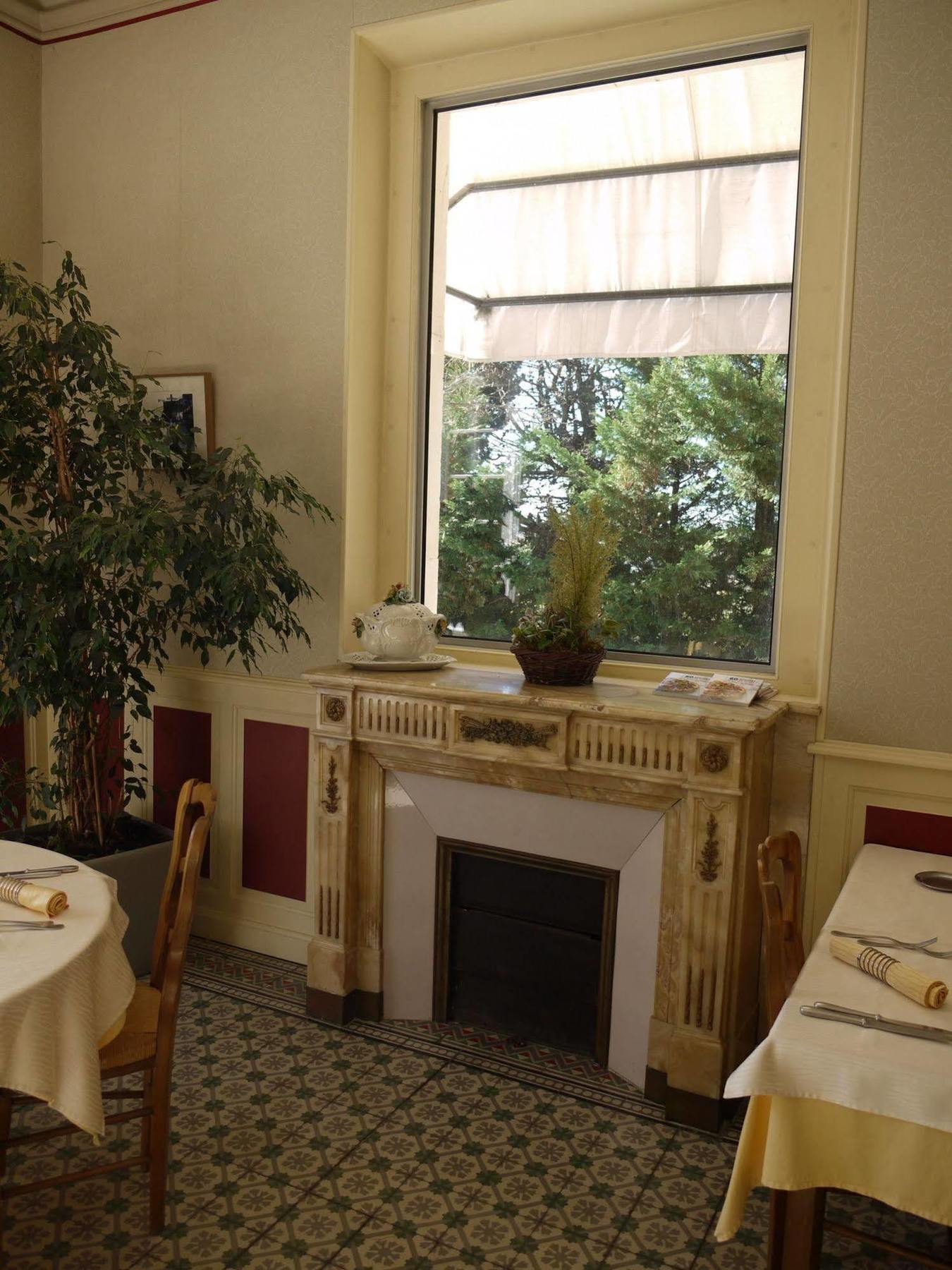 Bed and Breakfast Castel Mireio Cairanne Екстер'єр фото