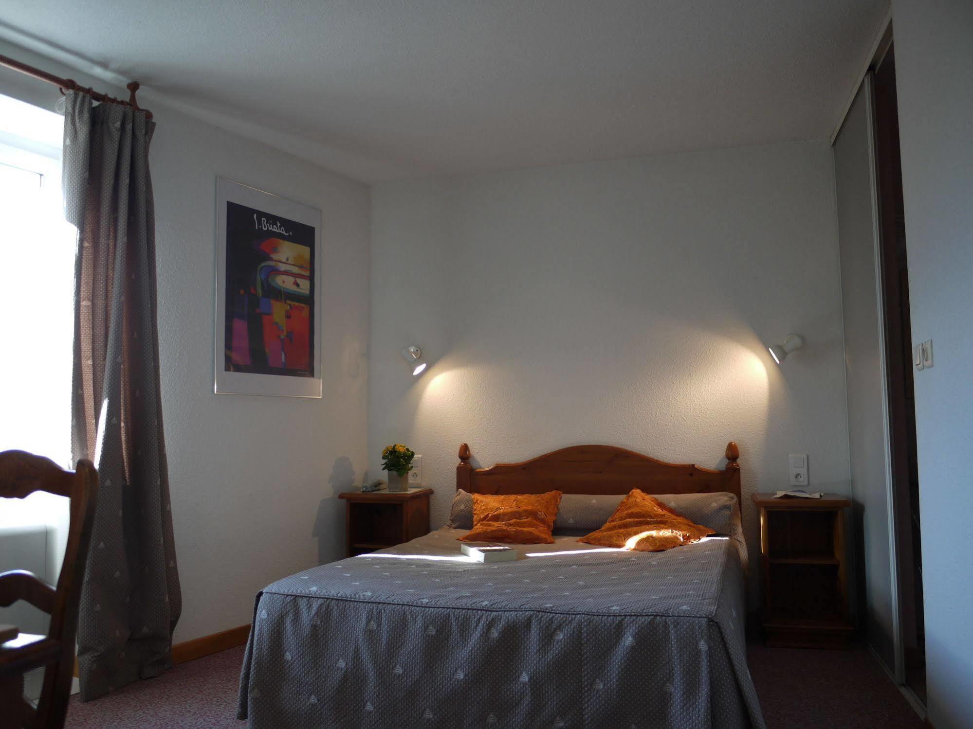 Bed and Breakfast Castel Mireio Cairanne Екстер'єр фото